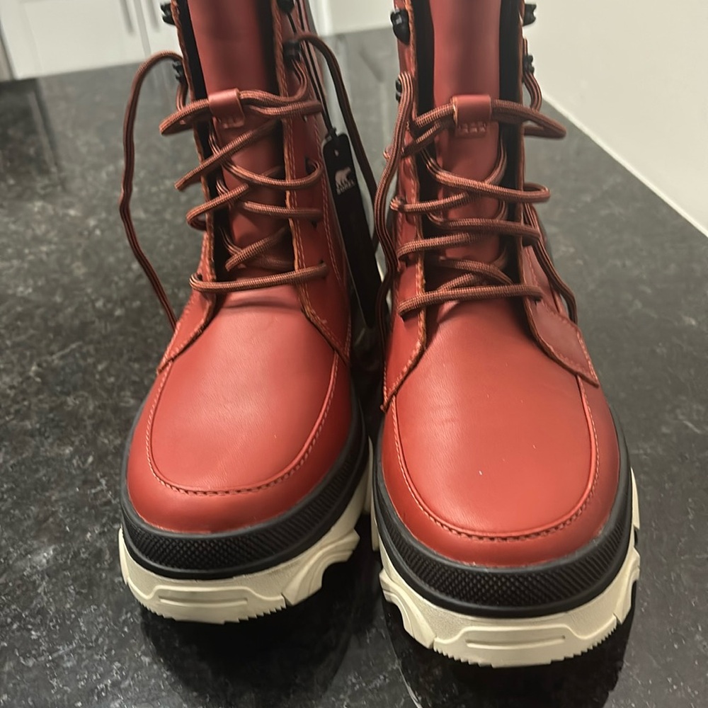 SOREL Women's Brex Lug Sole Lace-Up Boots
